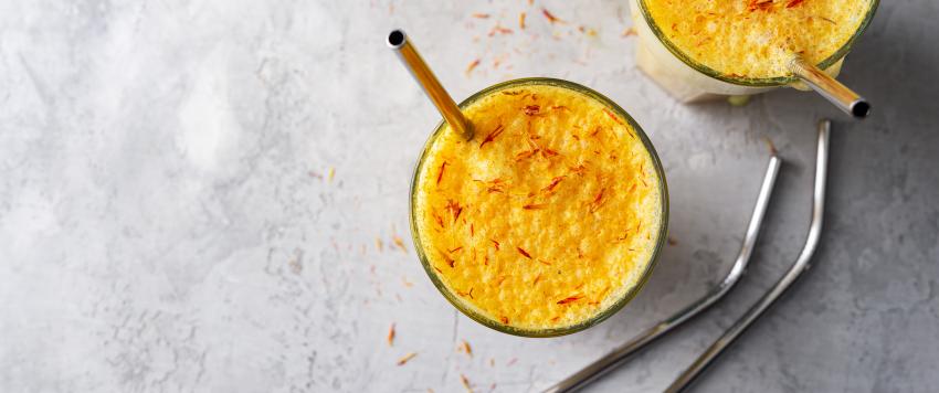 لاتيه زعفران بارد