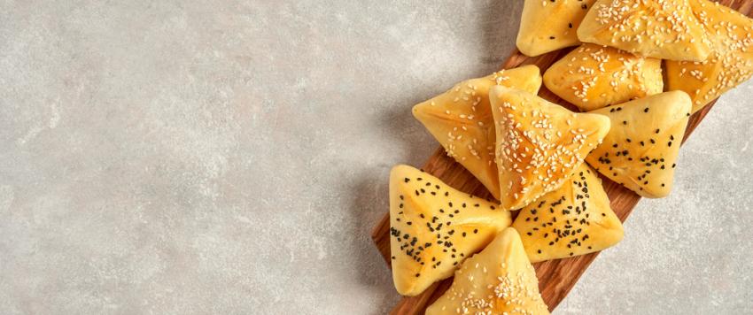 فطائر بالجبن السائل