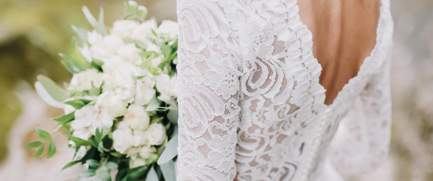 صيحات فساتين الزفاف