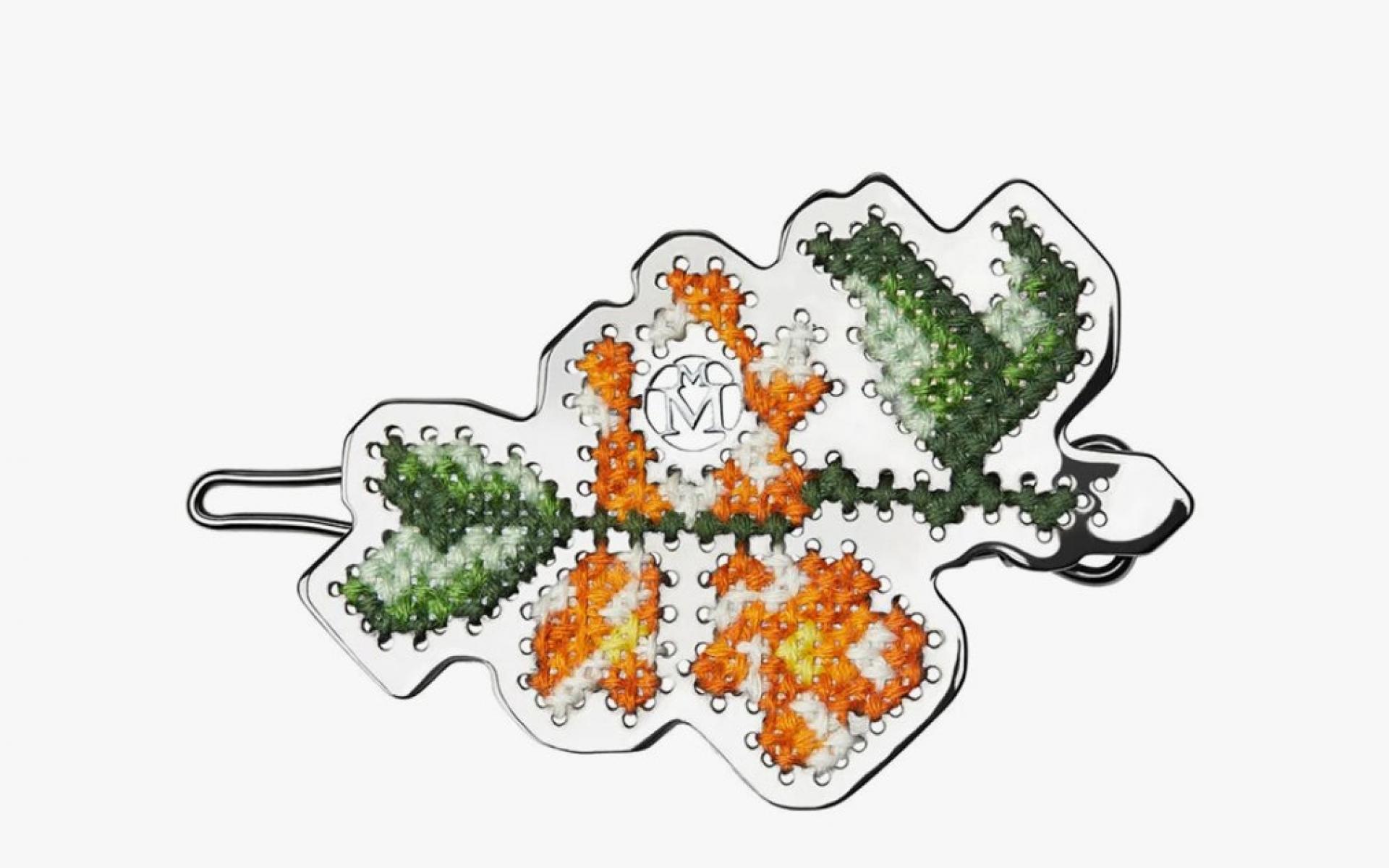 مشبك شعر مزين بزهور من ميزون ميشيل ديبو